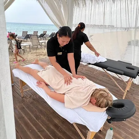 Apartament Spacious Beachfront Two-bedroom In Caesar *