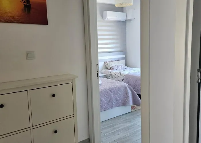 Spacious Beachfront Two-bedroom In Caesar Apartment Boghaz